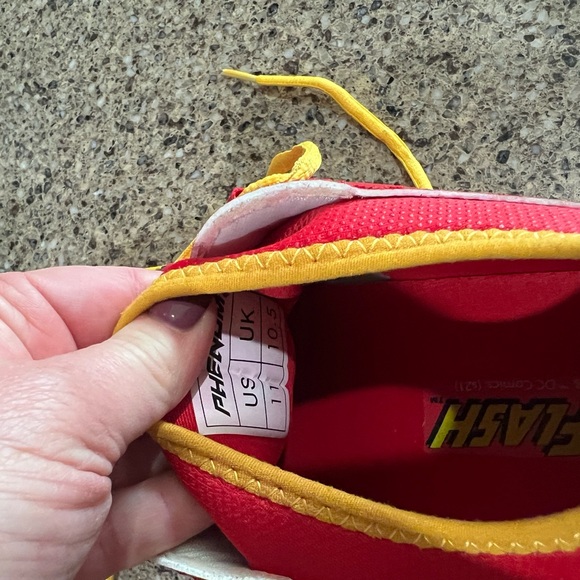 Phenom Elite velocity 2.0 the flash cleats - Picture 2 of 4